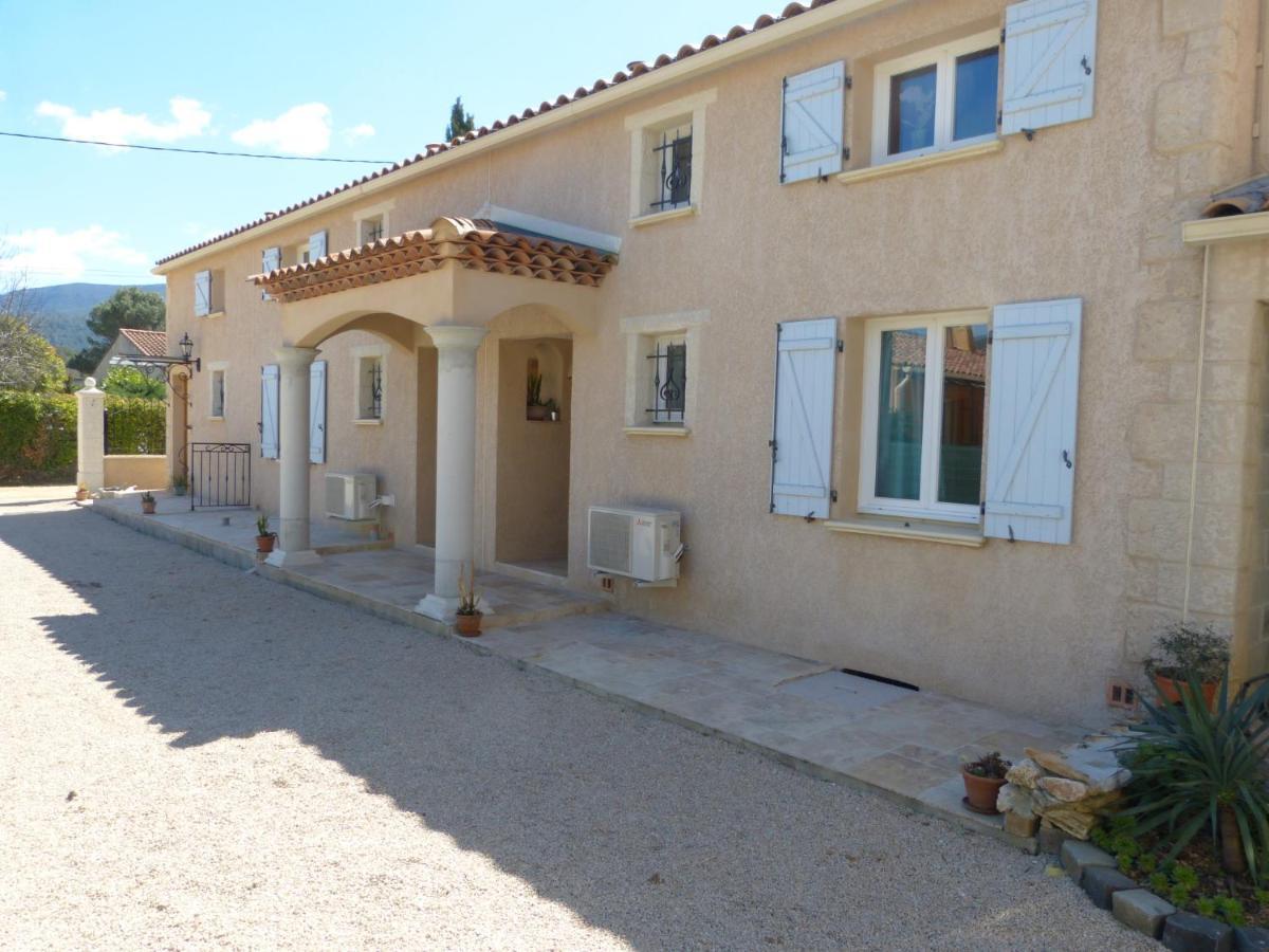 Eclats Du Sud Hebergements "Les Lavandes" Ou "Les Romarins" Meubles De Tourisme Classes 3 Etoiles Auriol Exteriör bild